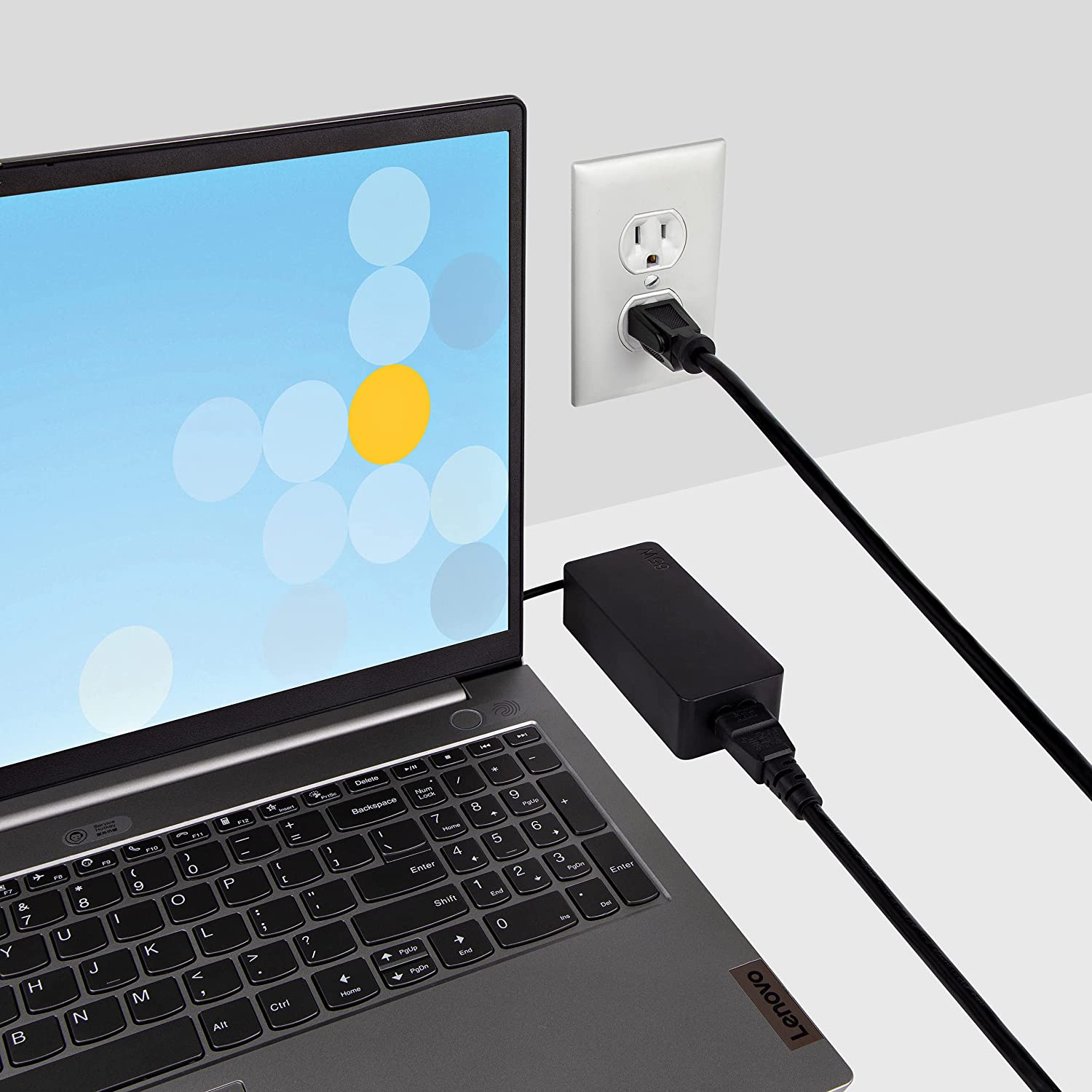 Laptop Power Cord, NEMA 1-15P to C5 (Mickey Mouse), 10A 125V, 18AWG Laptop Replacement Cord